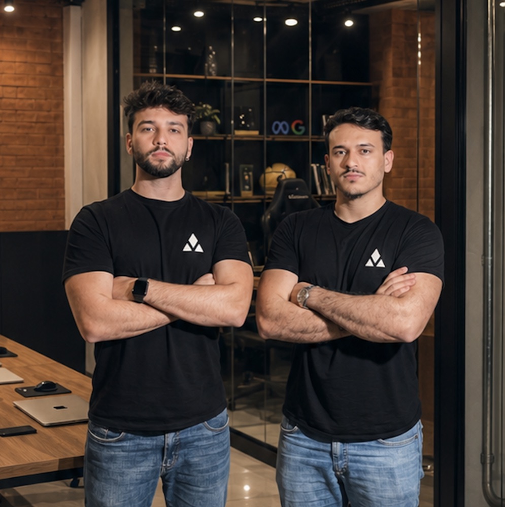 Pedro e João, fundadores da Avora.AI
